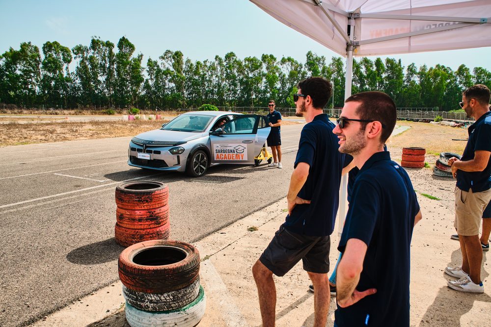 Atmosfera del paddock Academy