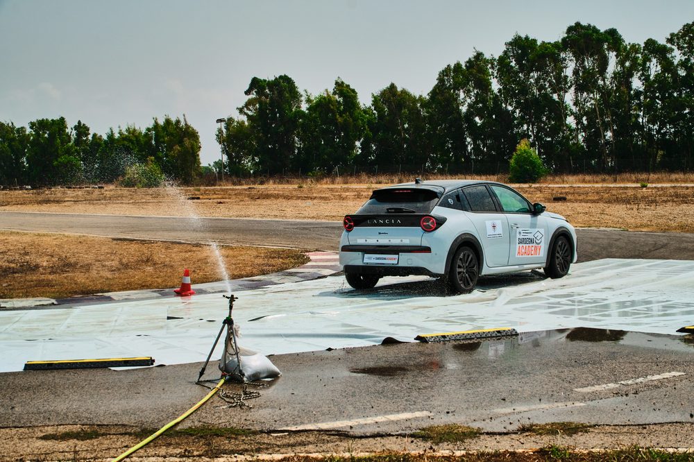 Skidpad e controllo aderenza